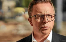 Joński o aferze z ojcem chrzestnym: Moje dziecko nie ma chrztu