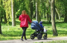 Rekordowy spadek dzietności w Polsce. Najmniej urodzeń w całym powojennym okresi