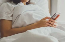 Po "krótkiej wymianie wiadomości" wysłała mu intymne zdjęcia. Finał w kajdankach