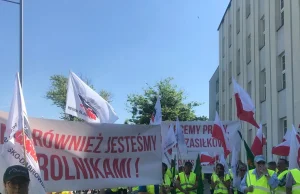 Częstochowa: Pracownicy firmy rolniczej protestują pod oddziałem KOWR