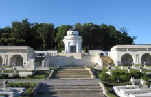 Ślady minionych wieków. Najbardziej znane, najważniejsze polskie cmentarze…