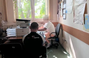 Ukrainiec odpowie za kradzież 16 kamer przemysłowych.