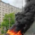 Elektryk stanął w płomieniach w centrum Warszawy [FILMY]