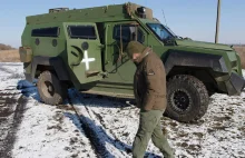 Ukraina: Azowscy weterani, ultrasi i ochotnicy otrzymywali broń ze składów ...