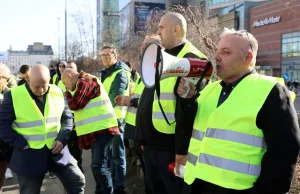 Warszawa. Protest taksówkarzy. Zablokują dojazd na Lotnisko Chopina