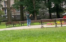 W Parku Strzeleckim mężczyzna filmował dzieci