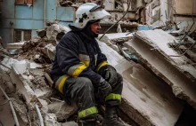 Zaporoże: koniec akcji ratowniczej na gruzach bloku zbombardowanego przez Rosjan