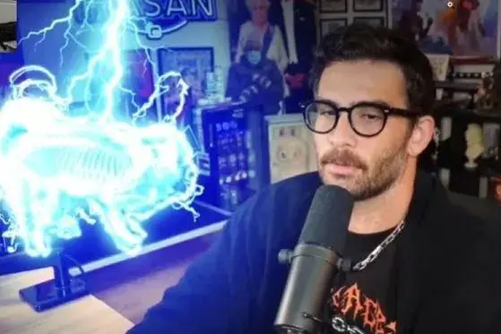 Hassan Piker - pupilek twitcha. Znęca się nad psem?