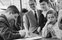 Noblista wzruszająco o Herbercie. "Byłeś tutaj przybyszem z Hiperborei, Zbyszku"