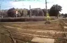 [VIDEO] A pod tramwaj wjeżdzam tak...