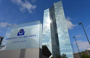 EBC: Wakacje kredytowe zagrażają stabilności systemu finansowego w Polsce