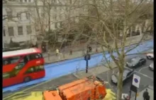Ulica pod ambasadą Rosji w Londynie zmieniła dziś kolor