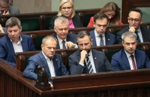 Nieroby nadal będą otrzymywać 800 plus.