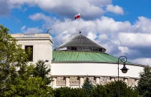 Politycy dostaną drogie prezenty i ich nie zgłoszą. Będą nowe przepisy