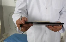 "Wystawiał wszystko, co mógł". Były poseł-lekarz z zarzutami