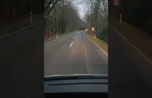 Drogi w Niemczech, SZOK ! Przejazd kuriera..