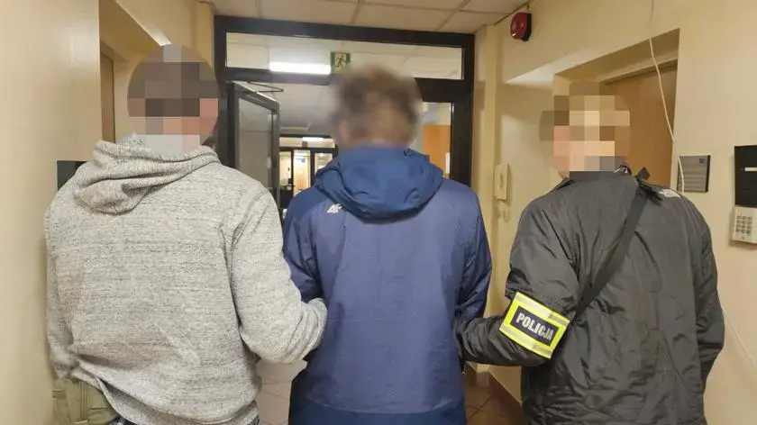 Stanął w obronie zaczepianych ludzi. Został pobity, stracił wzrok w jednym oku