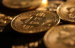 Cena Bitcoina przekroczyła 100 000 dolarów