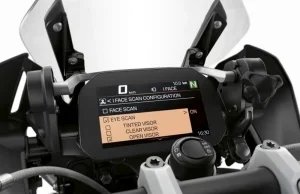 BMW prezentuje technologię iFACE dla motocykli: Kluczyk już nie będzie potrzebny