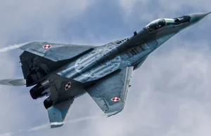 MiG-29 przekroczył barierę dźwięku. Uszkodzone dachy pod Malborkiem