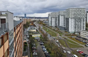 Najdłuższy budynek w Polsce. Wielu mieszkańców nie zna się nawet z widzenia