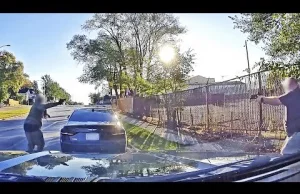 Policjant z Milwaukee wyjaśnia murzyna