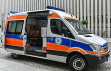 Kolejny atak na ratownika medycznego. "Wtedy padł cios w twarz"