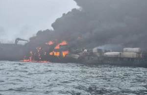 Zderzenie statków na Morzu Północnym. Tankowiec w ogniu