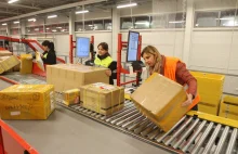 Polacy wysłali 1,96 mld przesyłek kurierskich, paczek pocztowych i listów.