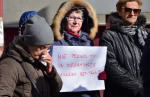 Protestowali przed szpitalem wojewódzkim w Tarnobrzegu.