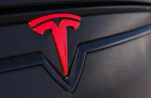 Tesla znalazła się w pułapce. Pseudosidła zastawił sam Musk z Trumpem