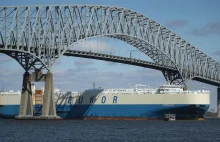 Baltimore. Most zawalił się po kolizji z kontenerowcem.