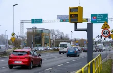 Mandat z fotoradaru. Ponad 324 tys przekroczeń prędkości. Gdzie najwięcej?