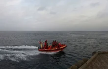 Myślał, że ktoś tonie przy molo i zadzwonił! Zaskakujący finał akcji ratowniczej