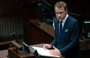 Prokuratura: Marcin Romanowski usłyszał 11 zarzutów