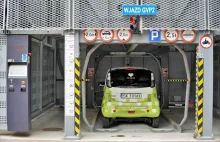 Można za darmo skorzystać z pierwszego w Polsce automatycznego parkingu [VIDEO]