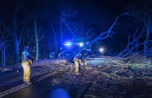 Orkan Otto nad Polską. 200 km/h na Śnieżce, 100 tys. odbiorców bez prądu