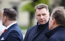 Prezes Kaczyński namawia Przemysława Czarnka. Chodzi o start w eurowyborach.