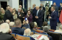 Ksiądz namawia Nawrockiego do pobicia prof. Dudka