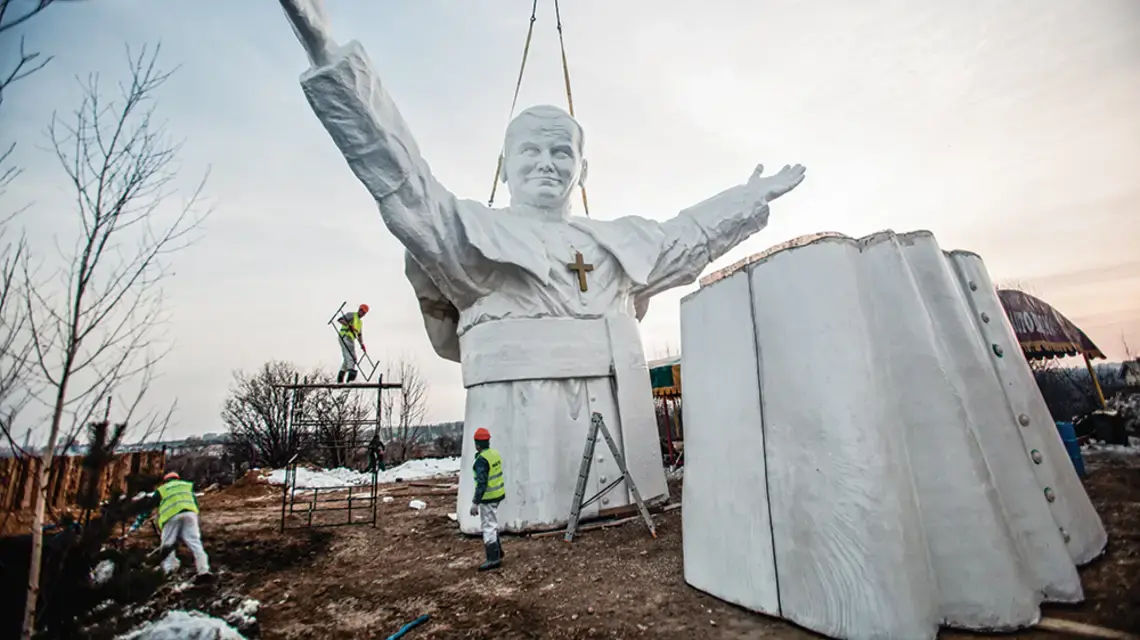 Kardynał Dziwisz wiedział o listach. "Zadzwonił z oburzeniem"