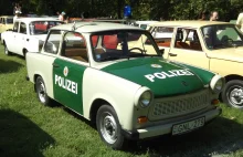 Polacy kradną samochód w niemieckiej reklamie (rok 2008)