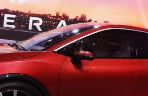 Definitywny koniec Izery? Chińczycy wybrali Włochy i Węgry