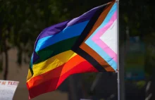 Aktywiści LGBTQ+ w Kaliforni skutecznie sprzeciwili się planowanym zaostrzeniom