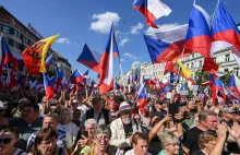 Tysiące Czechów wyszło na ulice. Padły antyukraińskie hasła