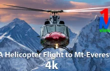 Helikopter leci ku ponóży Everestu