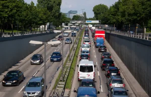 Katastrofa i potężne zwolnienia w ważnej branży? Bunt kluczowych państw UE