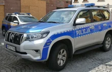 "Brutalny atak na 17-latka w Tarnowie. Policja poszukuje nożownika"