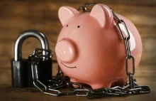 Polacy dalej karani za oszczędzanie. Rządowy projekt likwidacji podatku Belki.