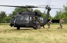 Zakłady PZL Mielec dostarczyły setny śmigłowiec Black Hawk. Trafił do JW Grom