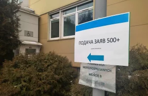 Ukraińcy skarżą się do RPO na odebrane świadczenia. ZUS odpowiada